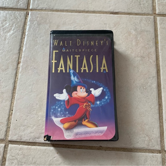Walt Disneys masterpiece Fantasia VHS - Picture 2 of 5